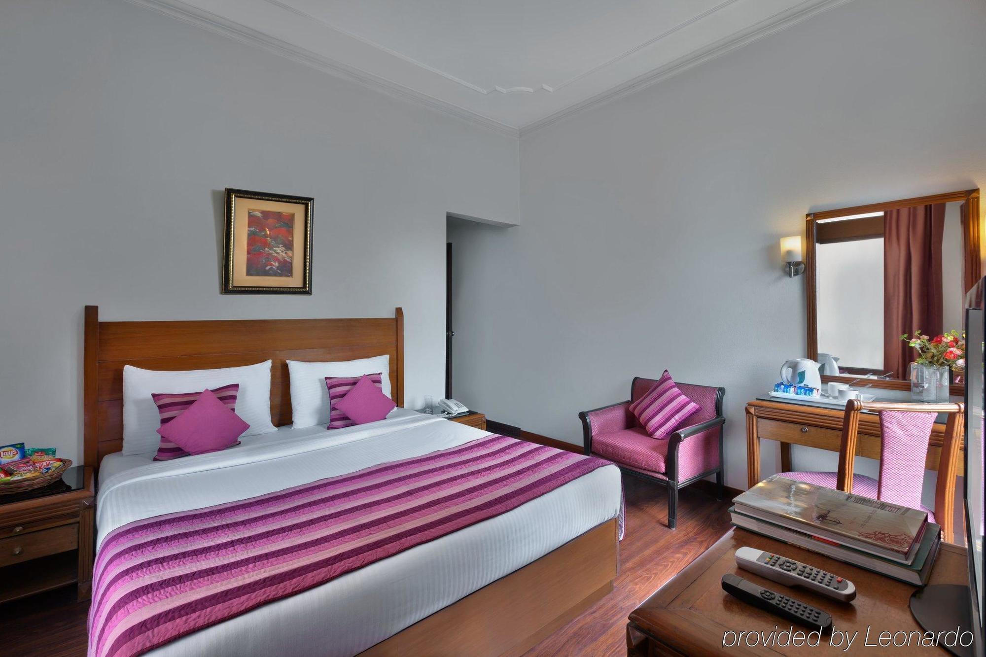 Regale Inn Új-Delhi Kültér fotó