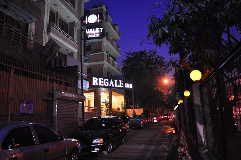 Regale Inn Új-Delhi Kültér fotó