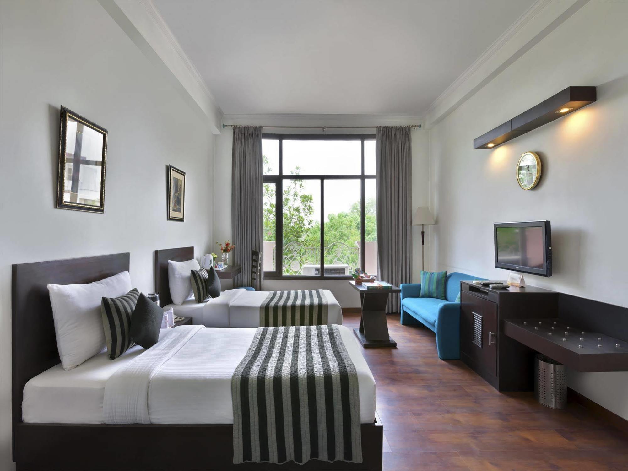 Regale Inn Új-Delhi Kültér fotó